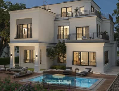 Exceptional townhouse with an open view of the lagoon in the best location next to Sodic and minutes from Sphinx Airport