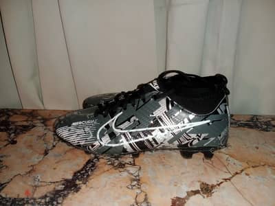 جزمة كورة NIKE MERCURIAL