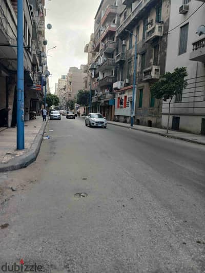 ٢١٦م منزل للبيع محطة الرمل على ش فواد  ٣ اداوار ومحلات