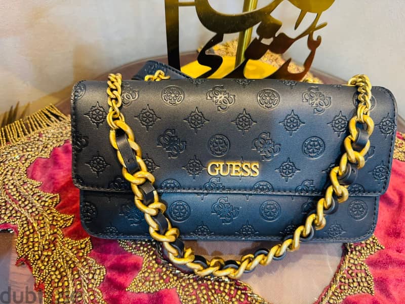 Guess Bag 1