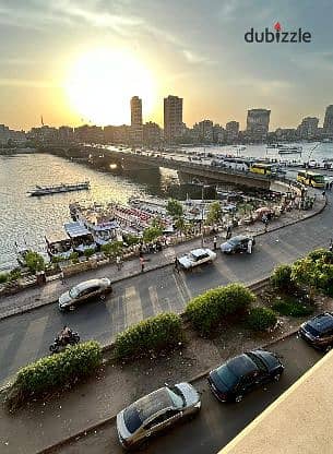 بسعر لقطة واطلاله  مباشرة على النيل شقة  للبيع تشطيب الترا لوكس