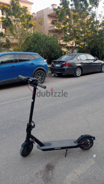 سكوتر الكهربا كسر زيروو  e scooter
