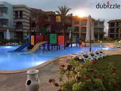 For rent: A ground-floor chalet of comfort and peace of mind, 75 sq m, with direct access to the swimming pool, in Porto Matrouh.