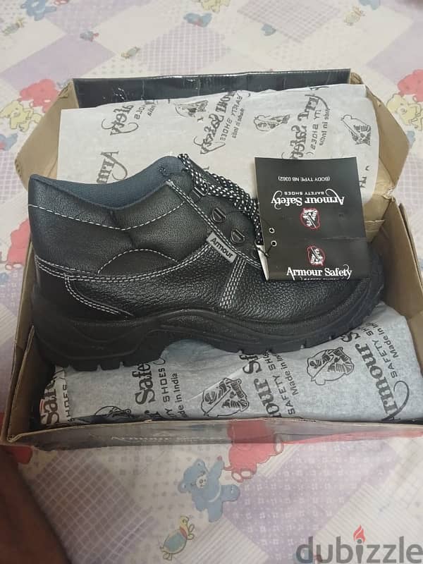 safety shoes 2