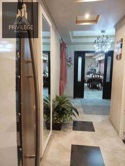 For sale, an apartment of 168 m in Baron City Compound, close to the mosque, a great price, super lux finishing.