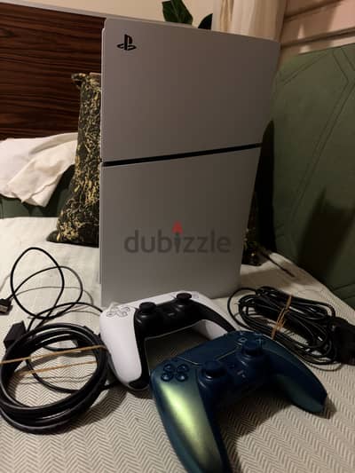 Ps5 slim 825 جديد