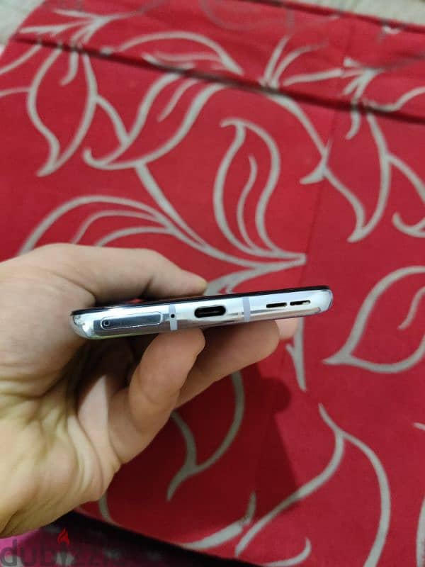 One plus 8T 4