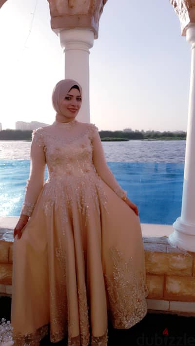 فستان سواريه لبسه واحده