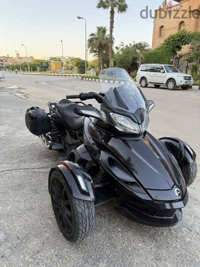 Can-am spyder st limited 1 of 4 in egypt