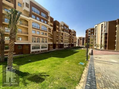 فرررصة اخر شقة جاهزة للسكن متشطبة بالكامل استلام فوري امام البرج الايقوني بالعاصمه الاداريه بكمبوند المقصد Al Maqsad Compound
