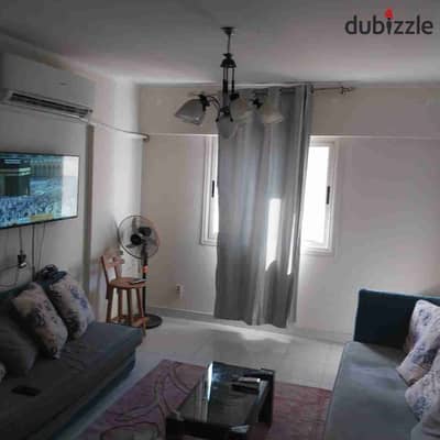 مفروش وابوار المياة ٣ غرف وريسبشن   ببرج جديد
