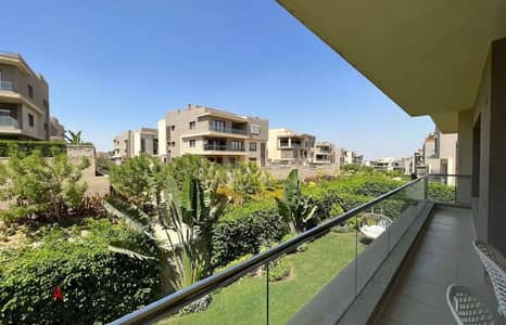 شقة بالجاردن متشطبة بالكامل في بيراميدز هايتس Pyramids Heights بجوار نيو جيزة