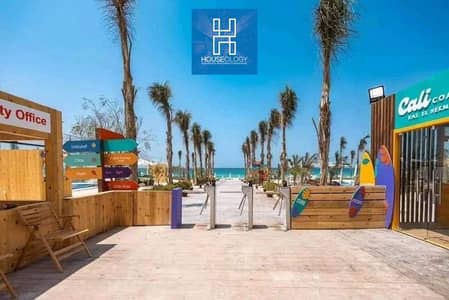 اخر شاليه برايم لوكيشن فيو مميز للبيع بسعر مميز في كالي كوست استلام سنه Cali Coast