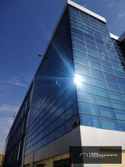 Administrative Office 95m Fully Finished Under Market Price, ready to move for Rent in Top 90 Mall New Cairo