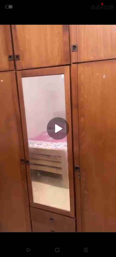 شقه مفروشه للايجار في الهضبه الوسطى عند كليه الصيدله 140 متر  ثلاث غرف  وحمام  ومطبخ  ورسبشن  دور تاني سلم  يوجد نت  وغاز طبيعي ب16 الف شهريا مده سنه  الفيديو واتس 01503622666