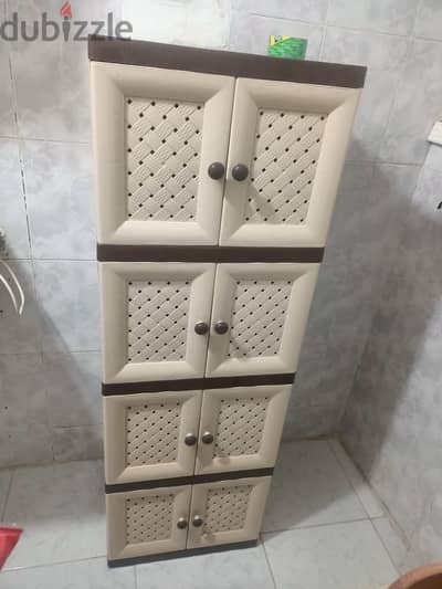 دولاب الوطنيه اربع ارفف