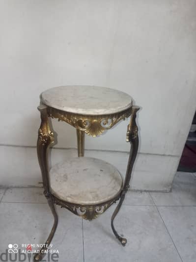 ترابيزة نحاس دورين بالرخام