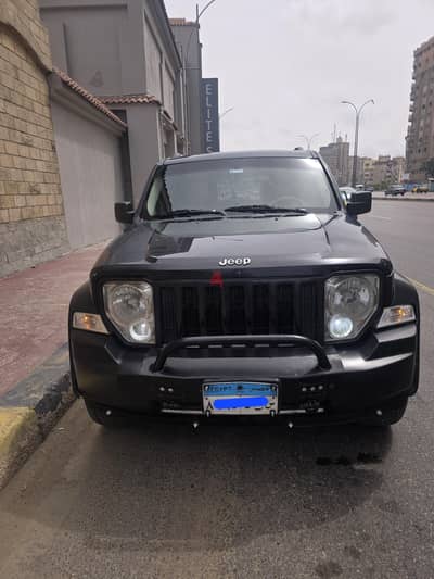 جيب شيروكى 2009