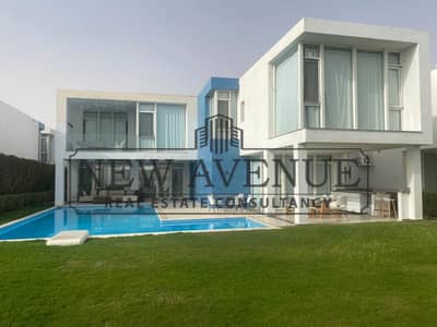 فيلا مستقلة للإيجارمفروش مع حمام سباحة صف ثاني تطل علي البحر فيFouka Bay فوكا باي الساحل الشمالي من تطوير مصر