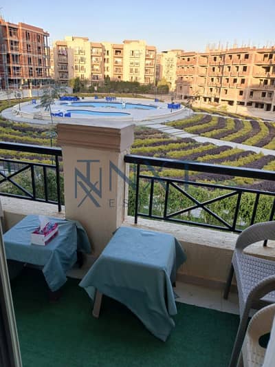 شقة للبيع في دريم لاند بمساحة 185 متر، تشطيب مميز، تقسيم عملي، غرف واسعة، موقع ممتاز داخل الكمبوند، قريبة من الخدمات والمناطق الحيوية.