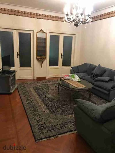 للبيع شقه 230 متر بميدان المساحه