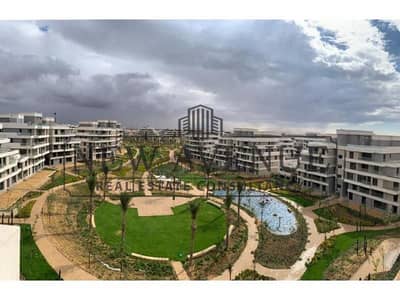 شقة بالطابق الأول نصف تشطيب بمساحة 177 متر في فيليت سكاي كوندوز بالقاهرة الجديدة .