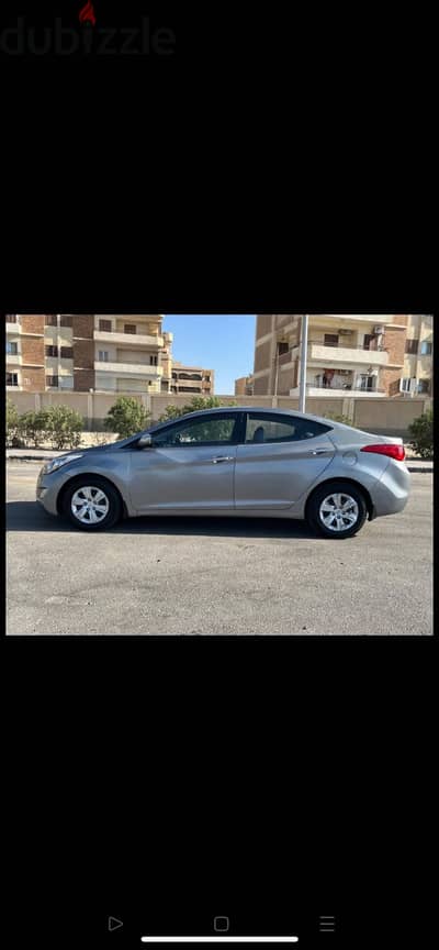 للايجار هيونداى الينترا اتوماتيك بالسائق وبدون سائق