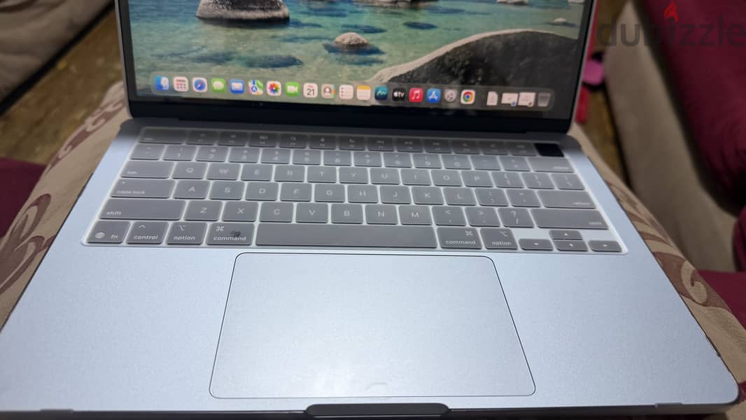 Apple MacBook M4 4