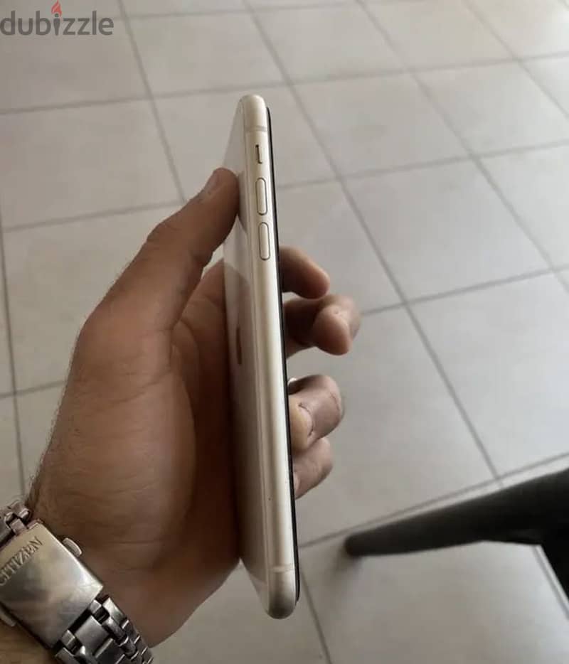 iPhone 11 1