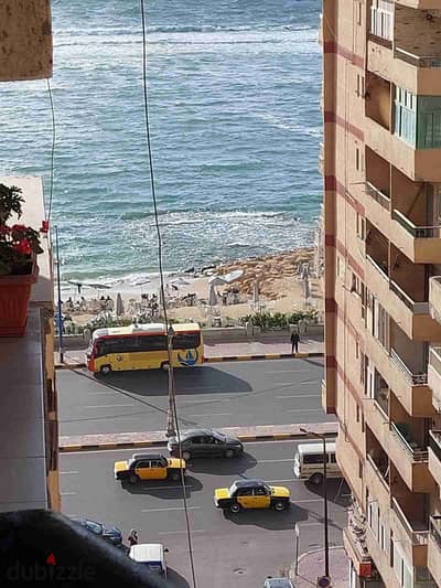 شقة للبيع للاستثمار والسكن فيو بحر غرفتين وصالة فى العصافرة