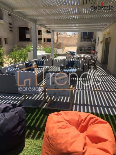 شاليه ارضى 240 متر بحديقة 154 متر فى هاسيندا وايت - الساحل الشمالى بموقع متميز ! غرفة مربية