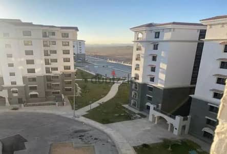 بسيليا شقة ١٤٠ متر للإيجار بموقع مميز جدا