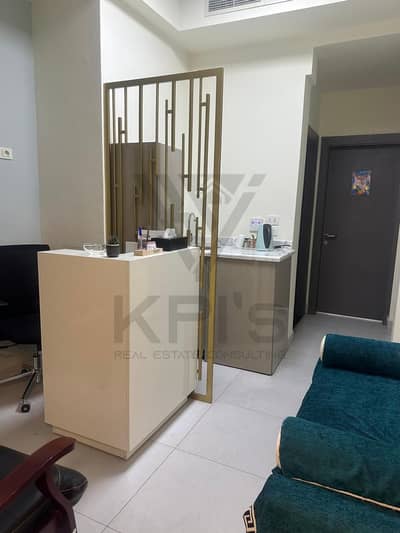 Resale Furnished Clinic 46m READY TO MOVE in 2nd District in ELEGANTRY Mall 5th Settlement