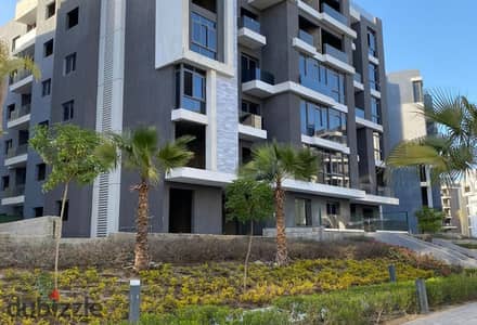Townhouse for sale, ready for immediate occupancy, in the heart of a fully serviced residential compound in the capital of Hadayek October