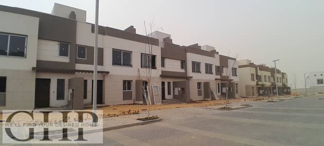 تاون هاوس كورنر برايم لوكيشن للبيع بالم هيلز التجمع الخامس Palm Hills New Cairo