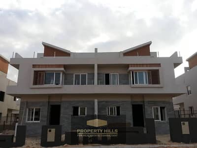 Penthouse for sale, a great deal in V-LEVELS from Dunes Sheikh Zayed in a prime location on Dahshour Road