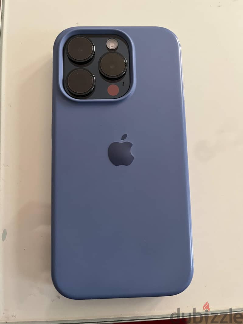 iPhone 15 pro (128) 1