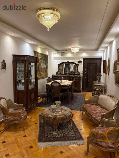 Apartment for sale on Cleopatra Taha Hamadi Street