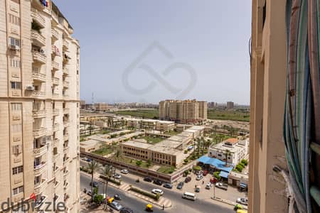 شقة للإيجار 130 م  المندرة  ( كمبوند اليجانس المنتزة )