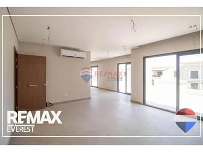 Penthouse in Village West-RTM with Installmens
