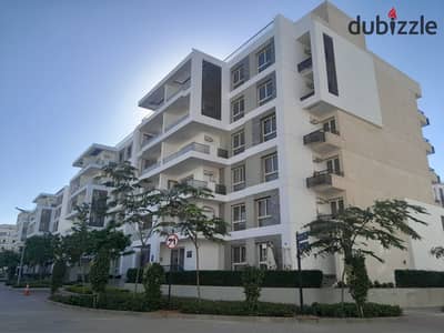 Apartment for Sale 127 sqm Ready to Move Fully Finished at a Special Cash Price in Beta Greens Compound Mostakbal City Cairo