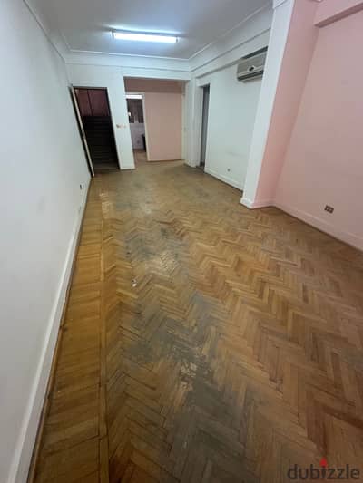 Office for rent in Maadi, Wireless, ground floor, private entrance, air-conditioned, 4 rooms