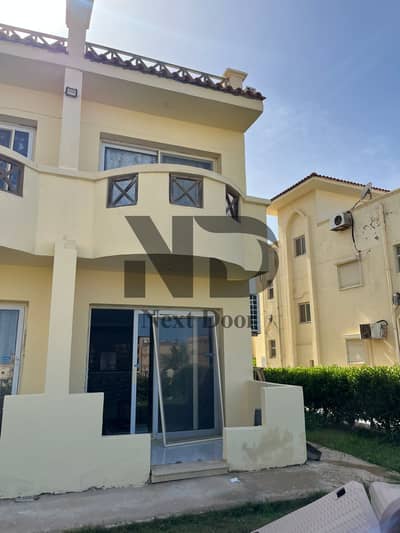 فيلا فاخرة للإيجار بالسيزون في Stella Heights | 250م | 3 غرف | مفروشة ومكيفة بالكامل