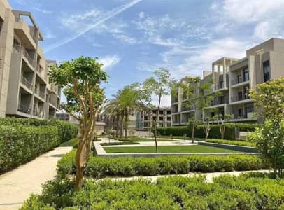 شقة مميزة للإيجار في فيفث سكوير مون ريزيدنس بإطلالة رائعة