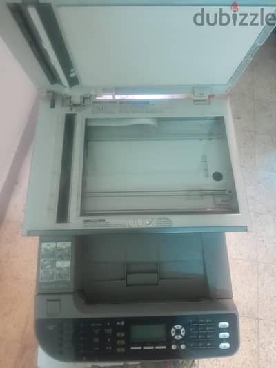 طابعة ألوان ليزر Ricoh Aficio SP C242SF الكل في واحد