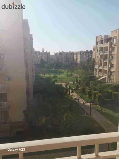 شقة بمدينتى للايجار الجديد B7 فيو وايد جاردن تشطيب خاص