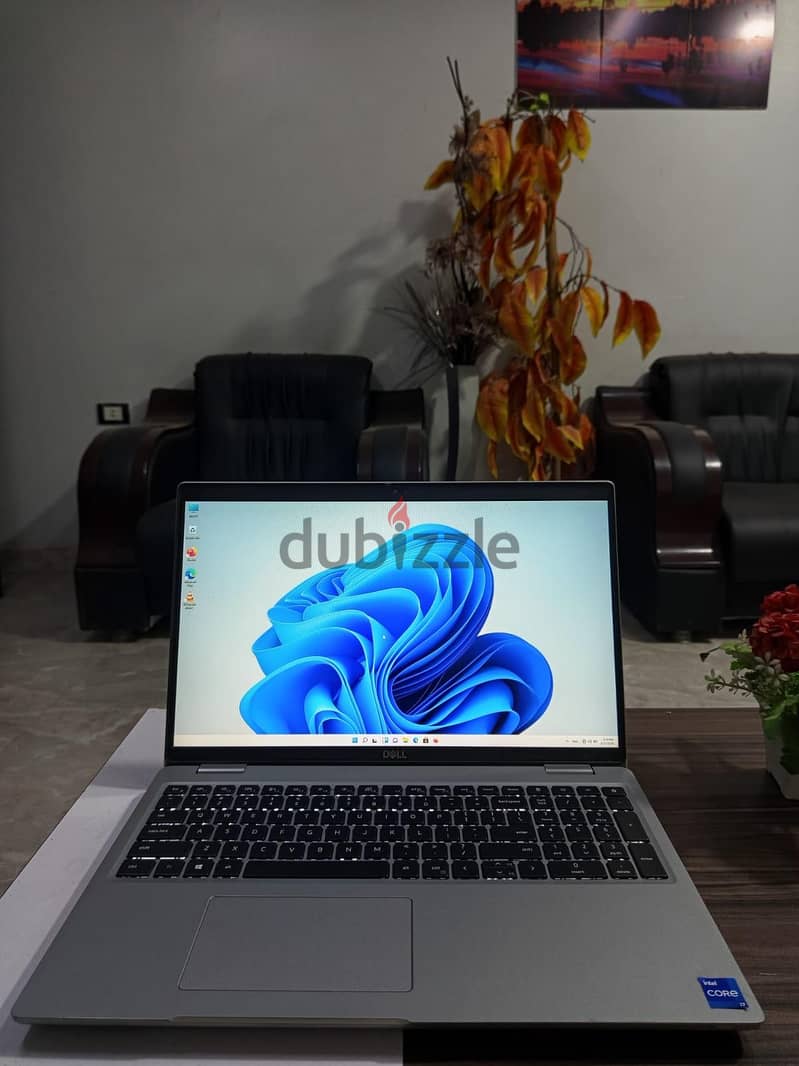 Dell Precision 3561  2