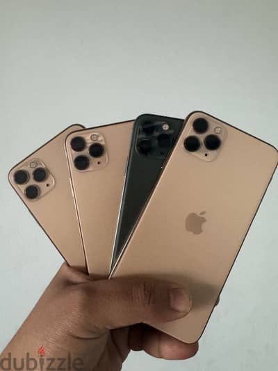 11 pro max 256 عليه ضريبه و من غير علبه
