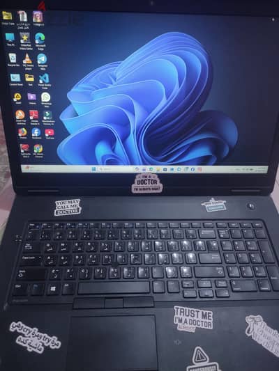 Dell precision 7730, core i5, gen 8, 16G ram 512 SSD بطارية ممتازة