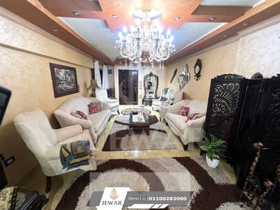 للبيع شقـــة 200 متر - رشــدي - متفرع من شارع رشدي باشا